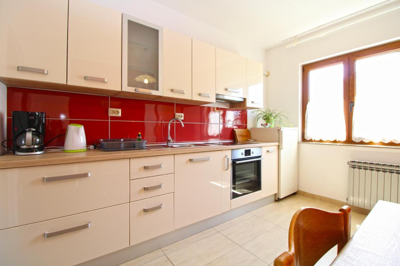Biskupije 1158 Apartman *