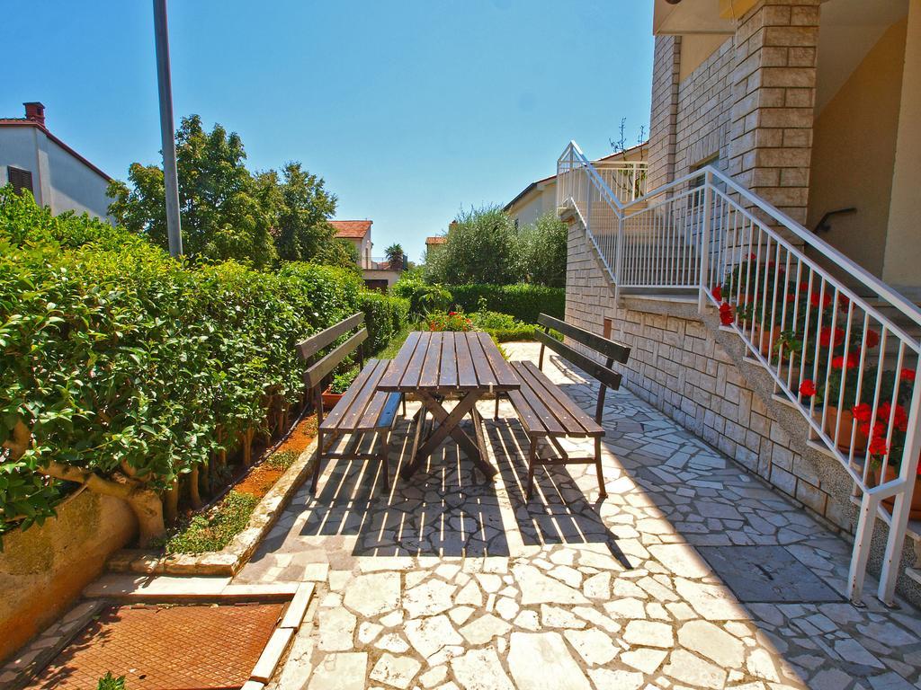 Biskupije 1158 Apartman *