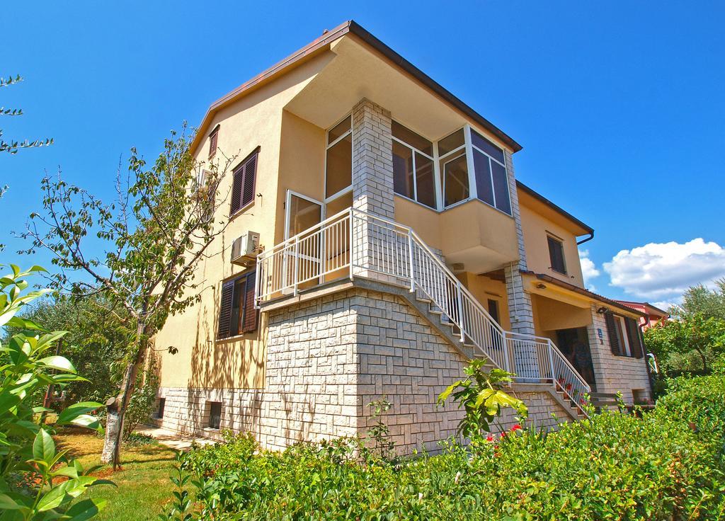 Biskupije 1158 Apartment